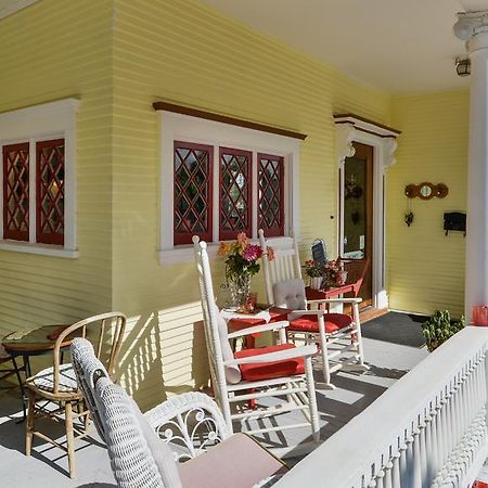 Joshua Inn Bed & Breakfast Hollister Exterior photo
